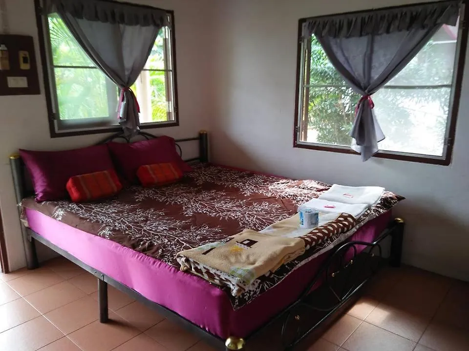 Triple B Bungalows Hostel Koh Tao Thailand